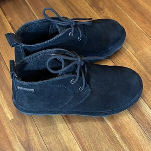 BearPaw Skye Wide Black chukka bootie